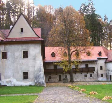 Felvidék - Dél-Lengyelország 21 Krakkó - Rynek Eperjes TÖRTÉNELMI MAGYAR VÁRAK ÉS VÁROSOK (Magas-Tátra, Krasznahorka, Kassa, Eperjes, Bártfa, Lõcse, Krakkó, Zakopane) Felvidék - Dél-Lengyelország