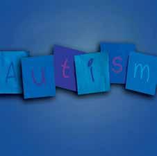 O persoană cu autism pare neîndemânatică în privinţa interacţi- unilor sociale, îi este greu să înţeleagă sentimentele altei persoane, evită contactul fizic sau vizual cu ceilalţi, se simte în