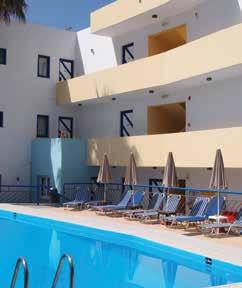 Nagyméretű központi medence napozóval Egyéb: Recepció, ping-pong, buszmegálló 200 m (Rethymno óvárosa 10