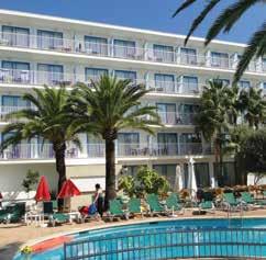 HOTEL Vista Blava ***+ 136 900 Ft + ILLETÉKEK Fekvés: Elegáns szálloda Cala Millor központjában,