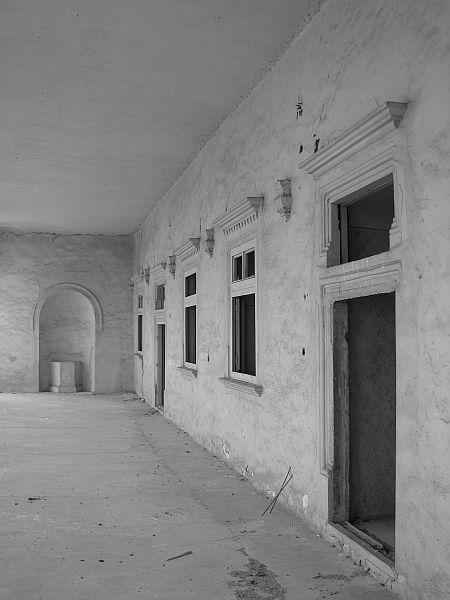 GRĂDINI ISTORICE ÎN TRANSILVANIA Fig. 13. Sânmiclăuş. Castelul Bethlen.