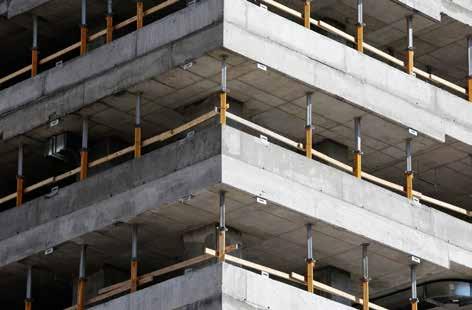 BETONSZABVÁNY Mi változott az új európai betonszabványban? 1. rész A kétrészesre tervezett cikksorozatnak az ad aktualitást, hogy az MSZ EN 206:2014 szabvány szövege 2016. április 1.