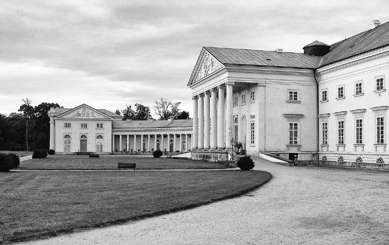 Československe zemedelske muzeum, Kačina (Zàmek) (6. septembar) (Danas: Muzeum českého venkova Kačina - Národní zemědělské muzeum) u stilu salaša. Muzej se nalazi pored međunarodnog puta E-5.