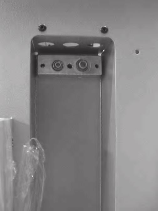 Lucrări de service 10. Se înlocuiesc garniturile inelare (E). E 11. Se introduce uscătorul nou şi se strânge şurubul cu max. 15 Nm. 9.