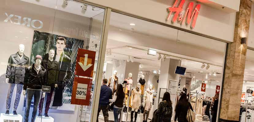 RETAIL INGATLANPIAC Arena Plaza: megújult a divat fővárosa Még több márka, még több divat: újjászületett a hét éves Arena Plaza.