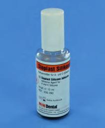 Sioplast AS medium Mentol ízű, közepesen folyó anyag, korrekciós és fixációs lenyomatvételhez.