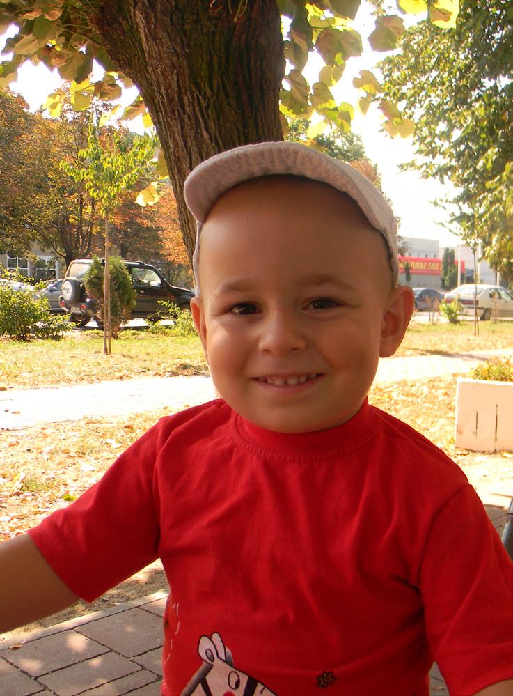 SEPTEMBRIE 2011 De ce nu mă mut pe facebook? Gabi Pîrvan Preşedinte org.