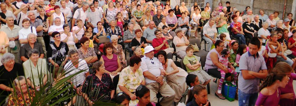 ACTUALITate SEPTEMBRIE 2011 Pădureniul a îmbrăcat haine de sărbătoare A doua ediţie a manifestării
