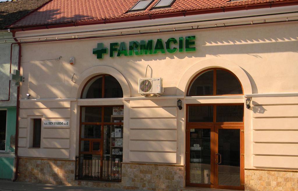 10 Program de funcționare: luni sâmbată 08:00-20:00 OFERIM SERVICII DE CALITATE!