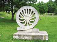 TRAVEL Descoperă România Mănăstirea și Tabăra de Sculptură Ciolanu (Buzău) Tabăra de sculptură de la Măgura se află la 20-30 km de orașul Buzău și aici se poate ajunge cu mașina din DN 10 (Buzău -