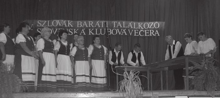 6 september 2010 Priateľské stretnutie Slovákov v Telekgerendáši Debut mladých tanečníkov Na slovenskom klubovom večierku, ktorý v druhú septembrovú sobotu usporiadali Páví krúžok Borouka a Slovenská