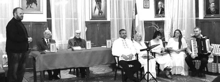 КУЛТУРА ОДРЖАНА ПРОМОЦИЈА ЗБОРНИКА ДЕЈАНА ТОМИЋА ПЕСМЕ ЧУВАНЕ ОД ЗАБОРАВА свечаној сали Српске читаонице У 12.