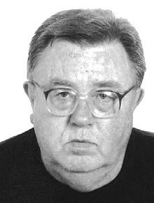 Овај познати пореклом Стапарац, живи и ради у Новом Саду, а већ годинама објављује српске песме и чува их од заборава.