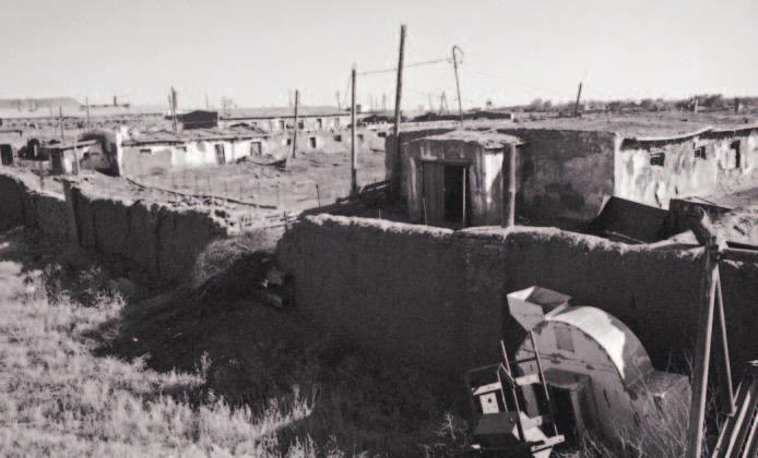 magát. 25 évre el volt ítélve, abból már kettőt kitöltött, nem érdekelte. Hát újrakezdte a huszonötöt, ugye. LÁZADÁS A LÁGERBEN Ezek a spiclik bemenekültek a börtönbe.