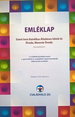 A díj átadóra való utazást az Önkormányzat biztosította számunkra, amelyet köszönünk szépen dr. Baranyi István polgármester úrnak, hogy rendelkezésünkre bocsátotta a kisbuszt.