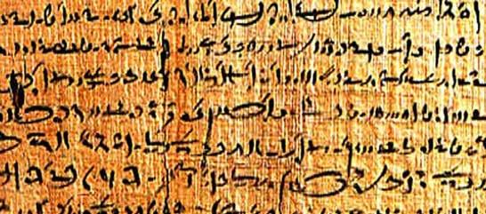 (kurzív), pergamenre/papiruszra, pennális írást ők vezetik be Hieratikus írás Az írás
