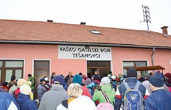 AKTUALNO spominjala na cenjenje avtorje slovenske in tudi domače prekmurske poezije. K obeleženju slovenskega kulturnega praznika je prispeval tudi harmonikar Aleksander Miholič s pesmijo Kmetič orje.