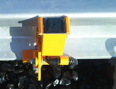 signaling Grease distributors Sensors, lubrication bars, tubes, fittings and mountings Options: Notification and control via Bluetooth connection,