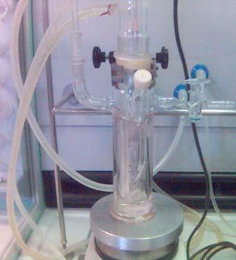 A várt ellenion (C - ) MS segítségével alacsony tömege (M=42) miatt nem kimutatható.