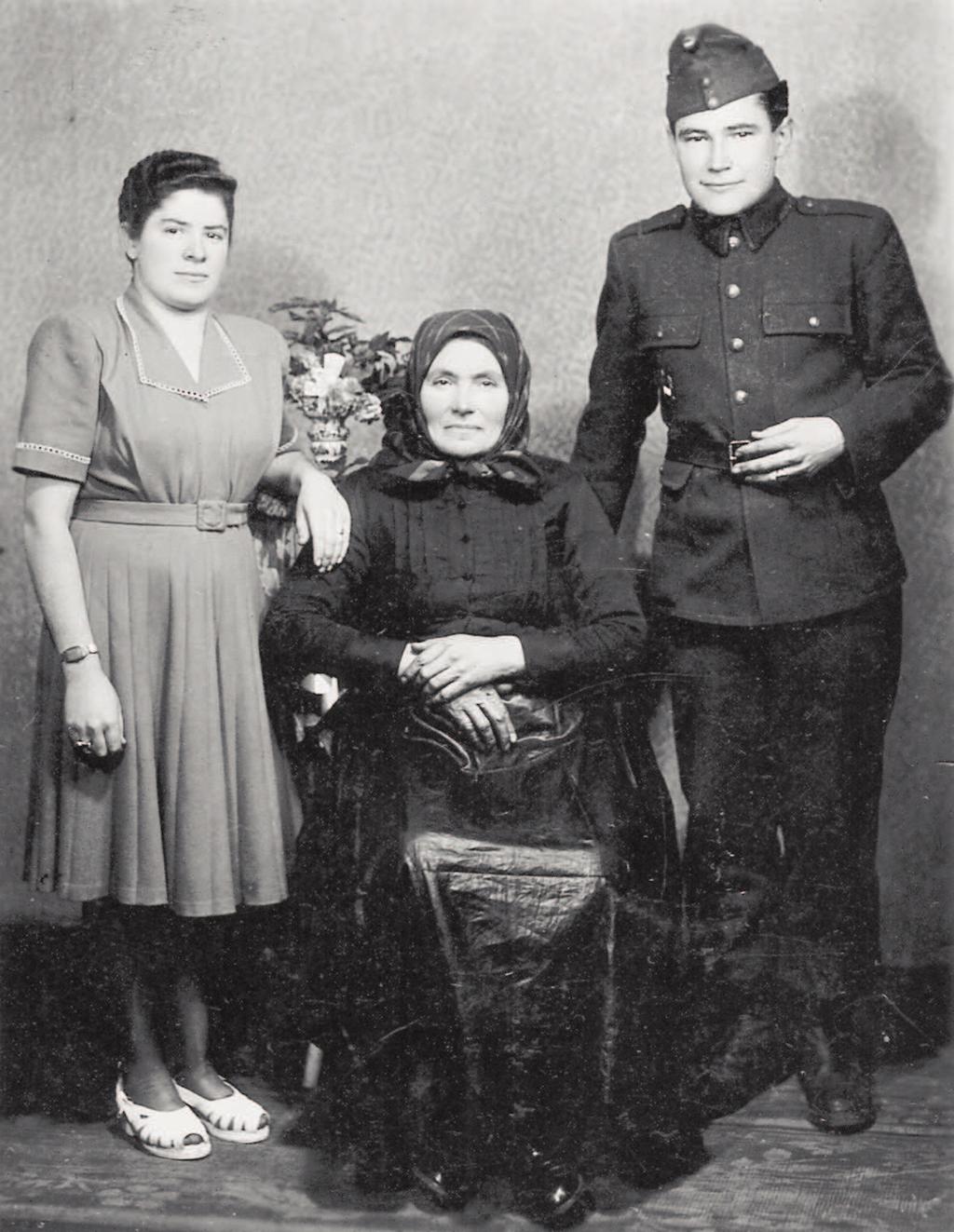1941-bõl: a menyasszony Tix
