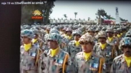 افراد دیگری بغیر ما هم هستند که دراین رژه شرکت نداشتند.