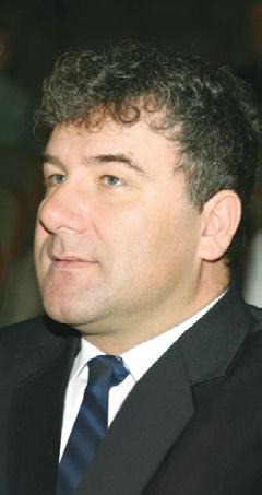 CONQUISTADOR CLUB Dhjetë distributorët e parë të muajit nëntor 2008 sipas pikëve personale dhe të non-managerit Kroacia Bosnia dhe Hercegovina Sllovenia 1. Dr.