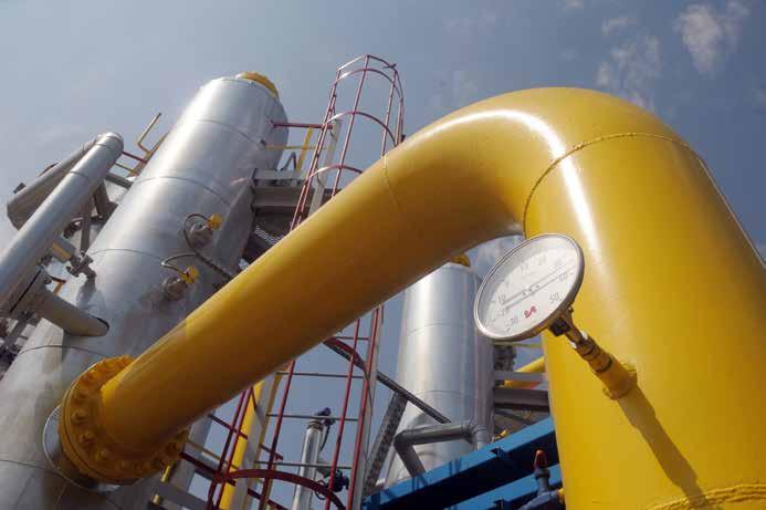 2 FÖLDGÁZSZÁLLÍTÁS ÉS -TÁROLÁS NATURAL GAS TRANSMISSION AND STORAGE 2.