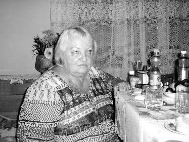 FAMILIA ROMÂNÃ ROMÂNI ÎN LUME 105 climatului socio-pol i tic de la noi.