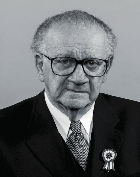 Az Országgyűlés elnökeinek életrajza 386 2. Szabad György (1990. augusztus 3. 1994. június 27.) 1924. augusztus 4-én született Aradon.