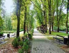 Alte mănăstiri de vizitat în zonă: Mănăstirea dintr-un lemn, Cotmeana, Arnota, Surpatele, Cozia (construită de Mircea cel Bătrân).