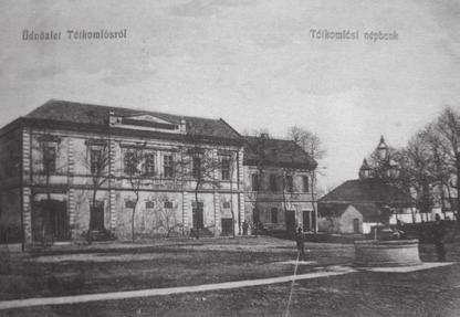 80 Dolnozemské hodnoty Alžbeta Račková Pohľad do minulosti Slovenského Komlóša cez pohľadnice Často sa mi stáva, že listujem v knihách o histórii mojej rodnej obce, alebo sa prehrabávam medzi starými