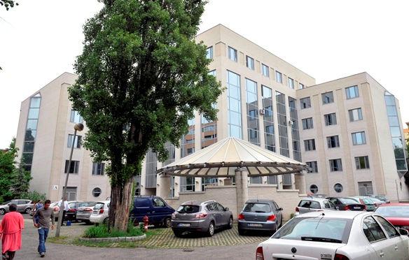 Nyírő Gyula Kórház Országos Pszichiátriai és Addiktológiai Intézet (OPAI) Magyarország egész területérıl lát el klienseket, káros szerhasználat (alkohol, drog) és a viselkedési addikciók teljes
