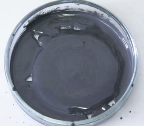 további magnetoreológiai fluidumot csöpögtetve oszlopszerű képződmények építhetők.