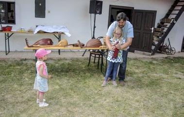 výtvarného odboru Základnej umeleckej školy v Sládkovičove,