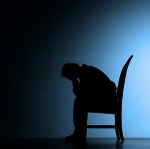 Súlyosabb pszichés rendellenességek Major depresszió, rekurrens major depresszió, depresszív hangulat (Elsenbruh et al, 2003; Hahn et al, 2005; Klipstein és Goldberg, 2006; Barnard et al, 2007;