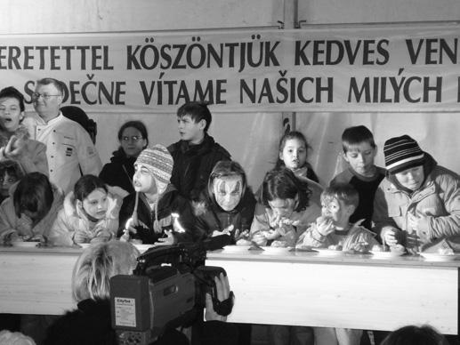 4 Pilíšan (Szentkereszti Hírmondó) 2008 FEBRUÁR A Pilisszentkereszti Szlovák Önkormányzat tagjaként tevékenységünkkel kapcsolatban igyekszem folyamatosan tájékozódni községünk lakosainak körében,