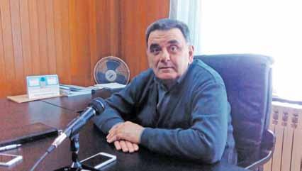 str. 8 AKTUELNOSTI 30.03.2017. U APATINSKI DOM ZDRAVLJA STIGLO NOVO SANITETSKO VOZILO Kako smo već izveštavali ranije, vozni park Doma zdravlja Apatin bogatiji je za novo sanitetsko vozilo.