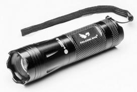 Fényforrás: 3W-os CREE XP-E LED Fényerő: 250 lumen
