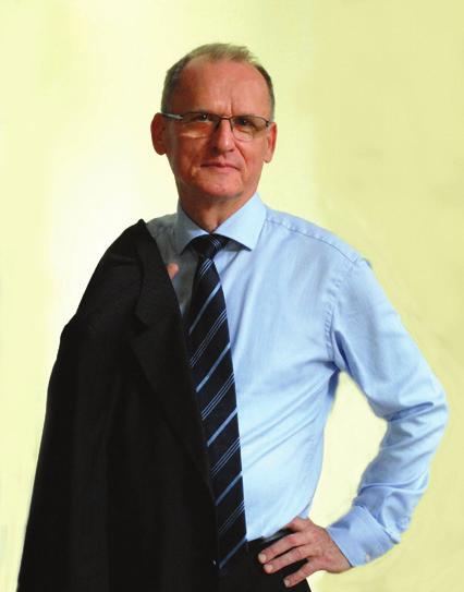 köszöntő FEJEZETEK A SZOLNOKI KARDIOLÓGIAI ELLÁTÁS HÉTKÖZNAPJAIBÓL Tisztelt Kollégák! Kedves Barátaim!