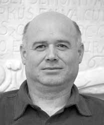 Osobnosti Odišiel Ivan Tkáč, vedúci Oblastného reštaurátorského ateliéru v Levoči V závere minulého roku, pár dní pred Vianocami, sme sa navždy rozlúčili s Ing.