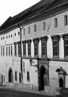 s využitím podkrovia pre pastoračné aktivity (1987).