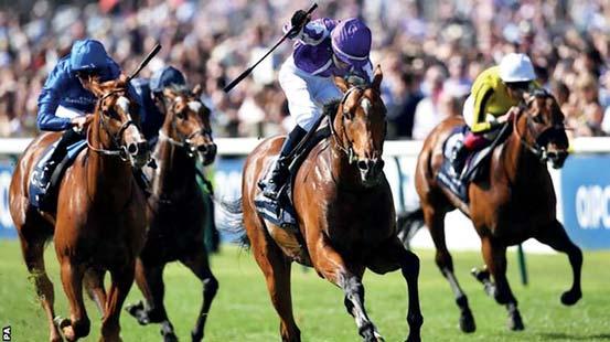 Nemzetközi galopp HÍREK Saxon Warrior ott folytatta, ahol tavaly abbahagyta legrégebbi és egyben legfontosabb versenyüket, a Hármas Korona 2000 Guineas Stakes Saxon Warrior - Aidan O Brien fiával, a