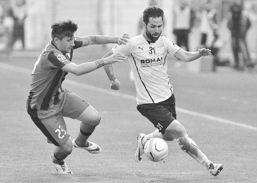 8 aprilie 2014 SPORT 9 Gură mare de oxigen FC Brașov a învins cu scorul de 2-1(1-0), formația Astra Giurgiu și a luat trei puncte mari în lupta pentru evitarea retrogradării.