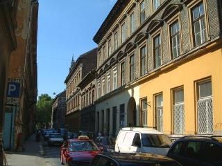 Igénynél kevesebb parkolóhely