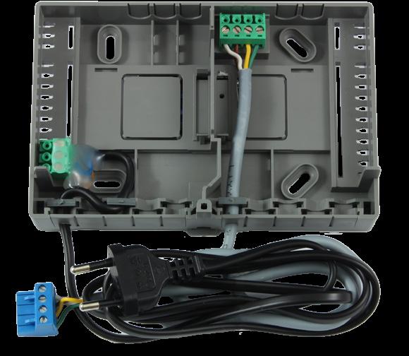 RSM610 Szabályzó- és kapcsolómodul A szabadon programozható RSM610 szabályzó- és kapcsolómo- Frei programmierbar dul az UVR16x2- vel azonos technológiát birtokol.