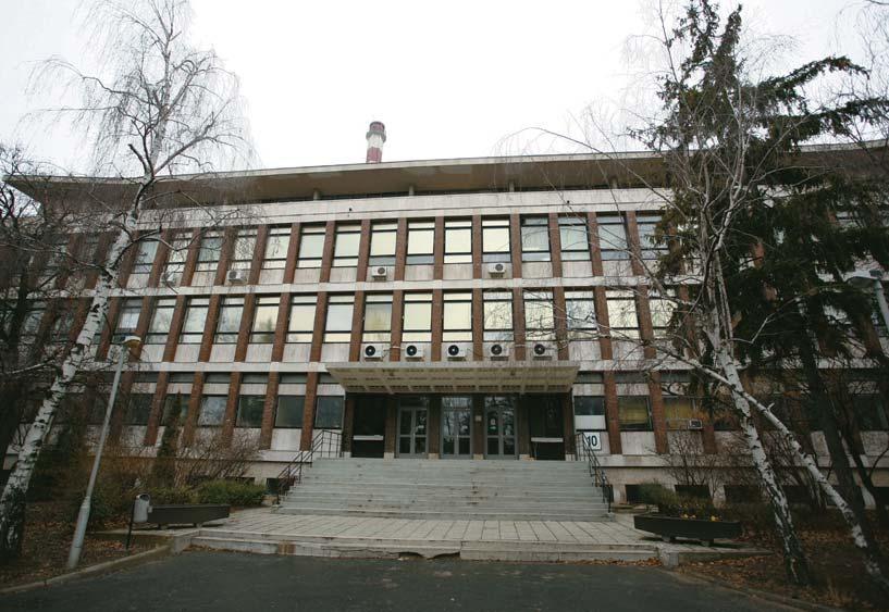 Budapesti Kutatóreaktor A KFKI Atomenergia Kutatóintézetben mûködõ Budapesti Kutatóreaktor a magyar fizika egyik legjelentõsebb kutatási nagyberendezése.
