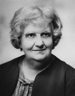 Frances Yates (1899 1981) A mágusra emlékeztető hermetikus ember ihlette a reneszánsz emberképét, aki előkészíti a tudományos