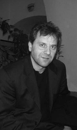 BÉKESSÉG 7 Beszélgetés Oberfrank Pál színművésszel az adventi jótékonysági esten Az elmúlt hét végén jótékonysági estet rendeztek a város keresztény iskolái számára.