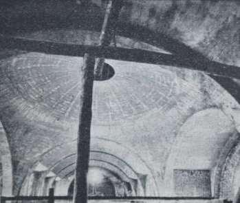 kupolája építés közben (forrás: Uy 1914, 161.