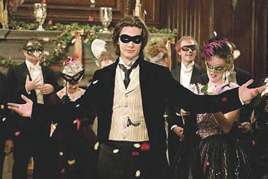 OSCAR WILDE DORIAN GRAY ARCKÉPE C. REGÉNYE ILLUSZTRÁCIÓKON ÉS A FILMVÁSZNON 1. Nézzetek meg a világhálón egy filmet, amely Oscar Wilde Dorian Gray arcképe című regényének feldolgozása alapján készült!